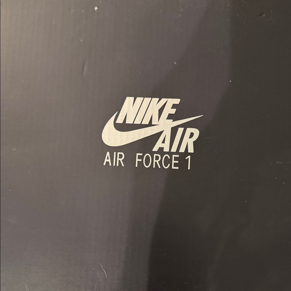 Nike Air Force 1 Triple  White  Sneakers - Picture 7 of 8